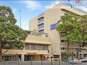 OVERSIZED THREE BEDROOM APARTMENT IN KIMBERLY COURT