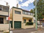 Oversized undeveloped terrace in prime location with...