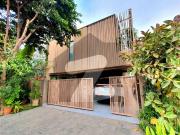 Owner Built House With 10 Kv Solar & Gas Meter Installed