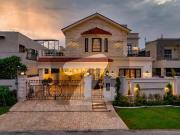 Owner needy 100% original add 1 kanal brand new faisal...