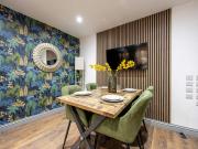 OX Living is proud to present this high quality 7...