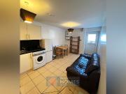 Oxford Street, Swansea SA1, 2 bed flat to rent, £820 pcm...