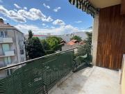 P2 A RENOVER AVEC BALCON + PARKING