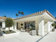 p> Para recibir más información, solo para...