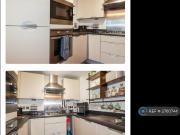 Pagoda Drive, Duporth, St. Austell, PL26 2 bed flat to...