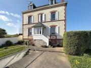 PAIMPOL Le Centre et commerces: 12 min à pied ! Maison...