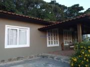 Mansão em condomínio fechado com 3 suítes à venda na...