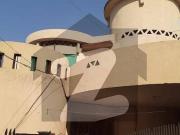 Pakistan Town Beautiful Kanal Bungalow 50x90