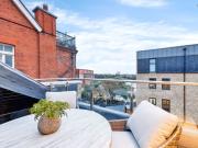 Palace Wharf, Rainville Road W6, 2 bed flat to rent,...