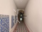 Palacete Recuperado na Baixa do Porto | 7 Estúdios + Loja