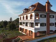 Palacete, T12, com Garagem e 3 Moradias independentes...