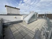 PALAIS HARDEGG: Großzügige 3 Zimmer Dachgeschoßwohnung...