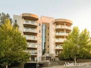 Palatial Penthouse Living River, Park and City views