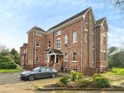 Palatine Road, West Didsbury, Manchester M20, 2 bed flat...