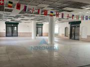 Palazzina commerciale in affitto a Cercola