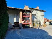 Palazzina commerciale in vendita a Alba