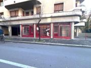 Palazzina commerciale in vendita a Bologna