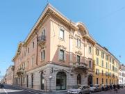 Palazzina commerciale in vendita a Brescia
