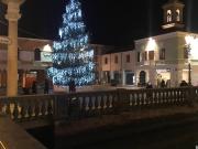 Palazzina commerciale in vendita a Cesenatico