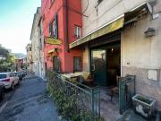 Palazzina commerciale in vendita a Genova