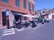 Palazzina commerciale in vendita a Imperia