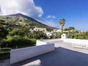 Palazzina commerciale in vendita a Lipari