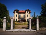 Palazzina commerciale in vendita a Merate
