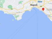 Palazzina commerciale in vendita a Napoli