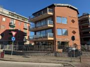 Palazzina commerciale in vendita a Novara