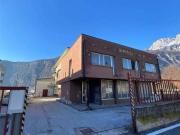 Palazzina commerciale in vendita a Trento