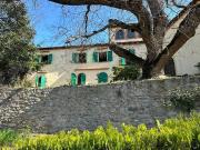 Palazzina commerciale in vendita a Volterra