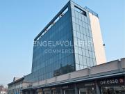 Palazzina uffici in affitto a Milano