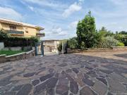 Palazzo 10 vani 500mq