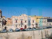 Palazzo di 430 m² in vendita Siracusa, Italia