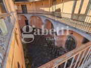 Palazzo in vendita a Frattamaggiore