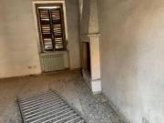 Palazzo in vendita a Reggio Emilia