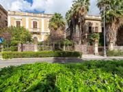Palazzo / Stabile in affitto a Catania