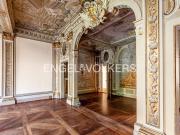 Palazzo / Stabile in affitto a Roma RM
