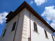 Palazzo / Stabile in affitto a Roma RM