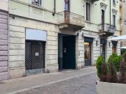 Palazzo / Stabile in affitto a Saronno VA