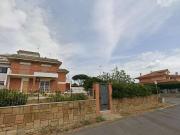 Palazzo / Stabile in vendita a Ardea RM