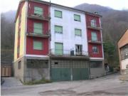 Palazzo / Stabile in vendita a Barni CO