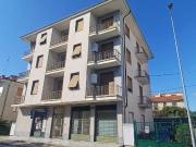 Palazzo / Stabile in vendita a Bra CN