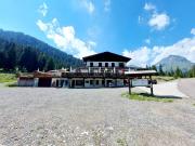 Palazzo / Stabile in vendita a Breno BS