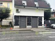 Palazzo / Stabile in vendita a Cabiate CO