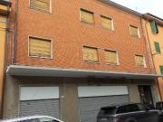 Palazzo / Stabile in vendita a Cento FE