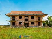 Palazzo / Stabile in vendita a Cuneo CN