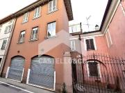 Palazzo / Stabile in vendita a Desenzano del Garda BS