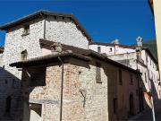 Palazzo / Stabile in vendita a Gualdo Tadino PG