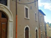 Palazzo / Stabile in vendita a L'Aquila AQ
